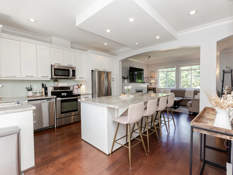 21-2925 King George Boulevard, Surrey, BC, V4P 1B8 - 11