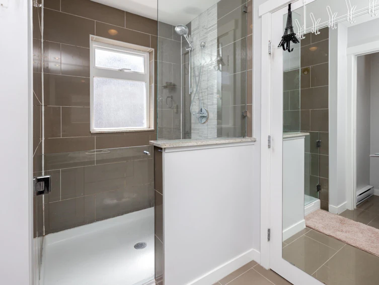 21-2925 King George Boulevard, Surrey, BC, V4P 1B8 - 23