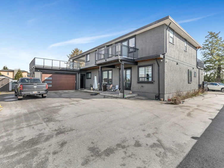 10211 No. 6 Road, Richmond, BC, V6W 1E6 - 35