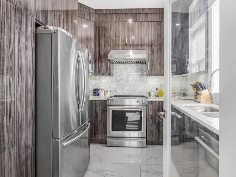 10211 No. 6 Road, Richmond, BC, V6W 1E6 - 12