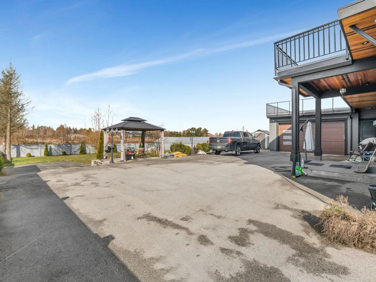 10211 No. 6 Road, Richmond, BC, V6W 1E6 - 31