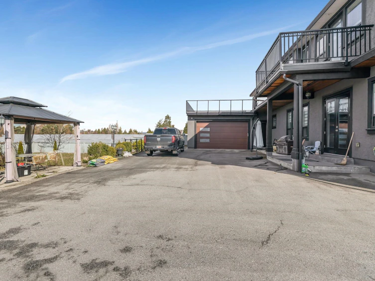 10211 No. 6 Road, Richmond, BC, V6W 1E6 - 32