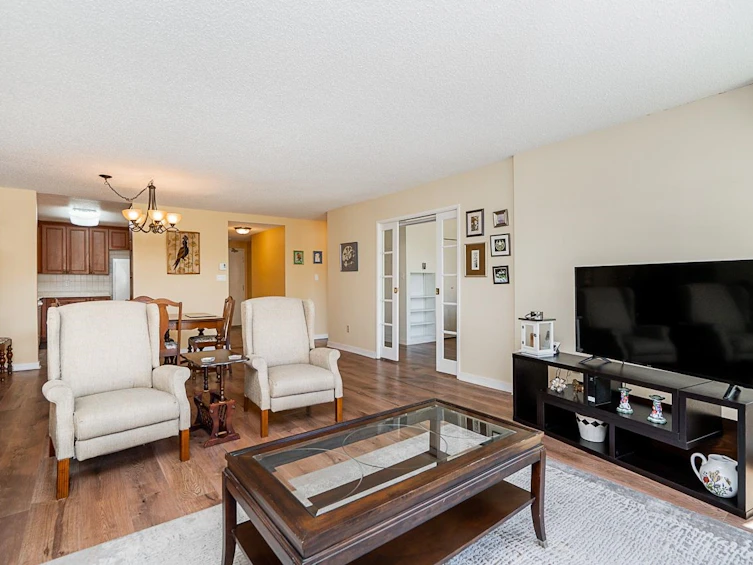 303-5790 Patterson Avenue, Burnaby, BC, V5H 4H6 - 13