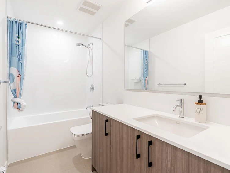 97-15255 Sitka Drive, Surrey, BC, V3S 0B1 - 31