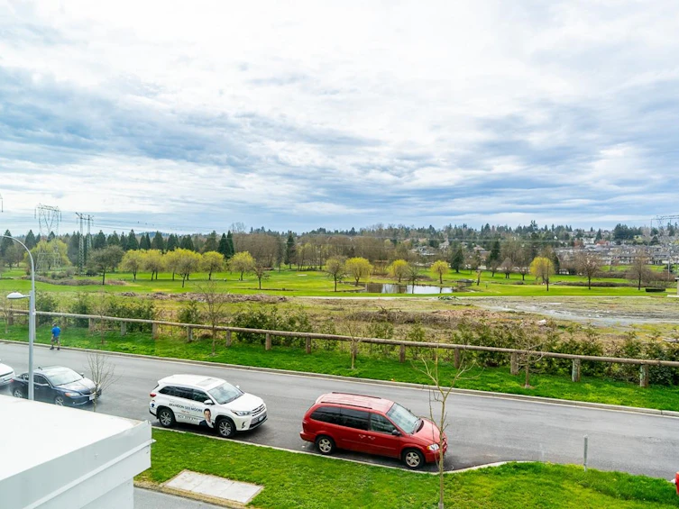 97-15255 Sitka Drive, Surrey, BC, V3S 0B1 - 23