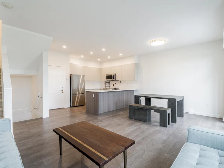 97-15255 Sitka Drive, Surrey, BC, V3S 0B1 - 10