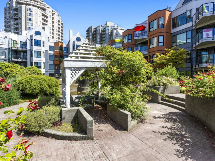 426-1150 Quayside Drive, New Westminster, BC, V3M 6E1 - 28