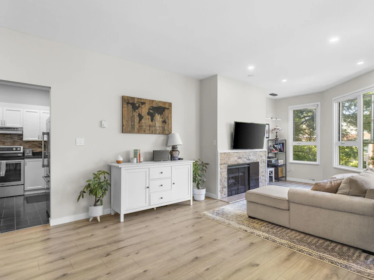 426-1150 Quayside Drive, New Westminster, BC, V3M 6E1 - 5