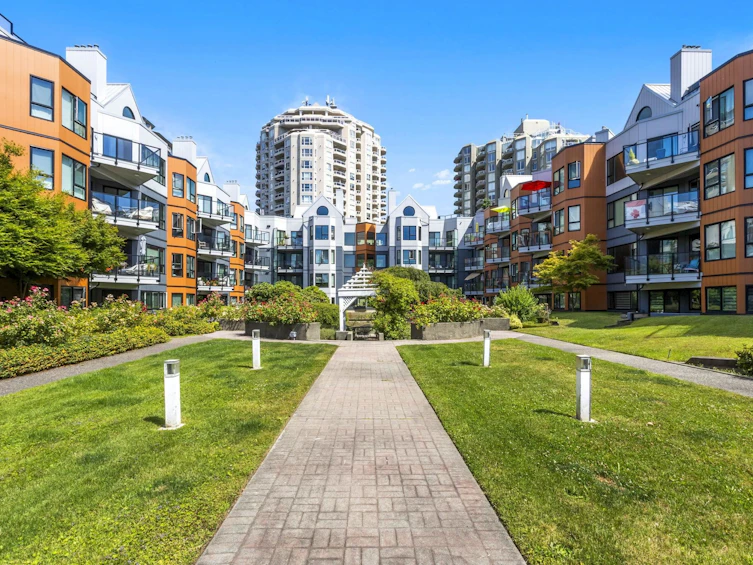 426-1150 Quayside Drive, New Westminster, BC, V3M 6E1 - 27
