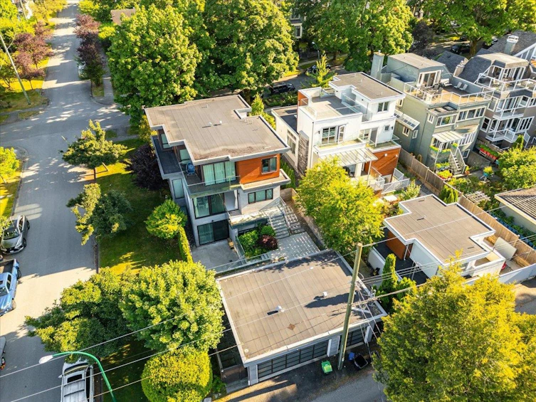 3011 W 27th Avenue, Vancouver, BC, V6L 1W6 - 35