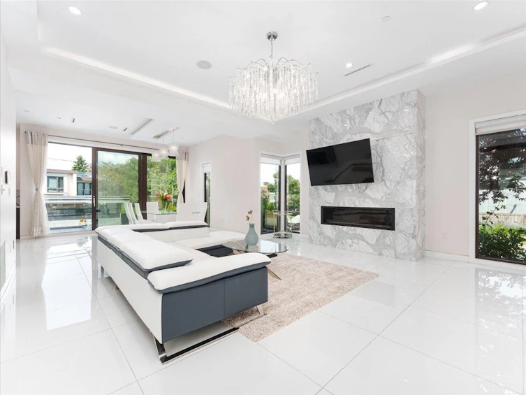 3011 W 27th Avenue, Vancouver, BC, V6L 1W6 - 2