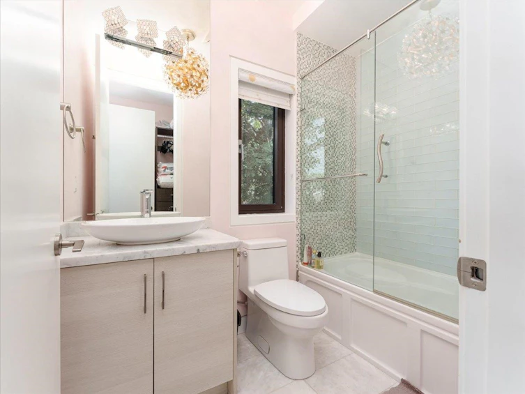 3011 W 27th Avenue, Vancouver, BC, V6L 1W6 - 21