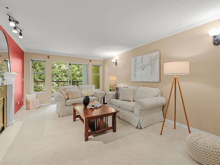 106-5776 200 Street, Langley, BC, V3A 1M8 - 5