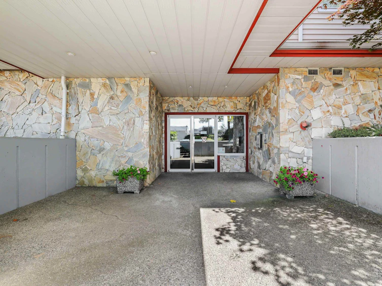 106-5776 200 Street, Langley, BC, V3A 1M8 - 3