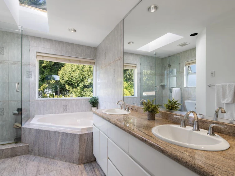 2257 Fulton Avenue, West Vancouver, BC, V7V 1T7 - 19