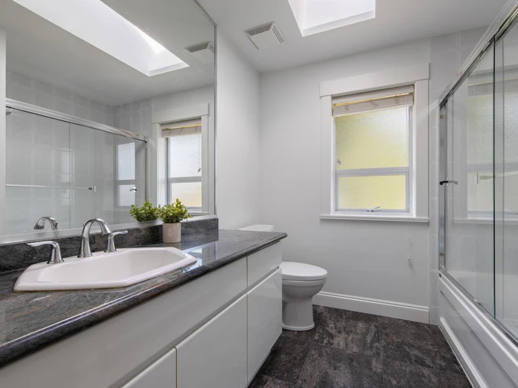 2257 Fulton Avenue, West Vancouver, BC, V7V 1T7 - 22