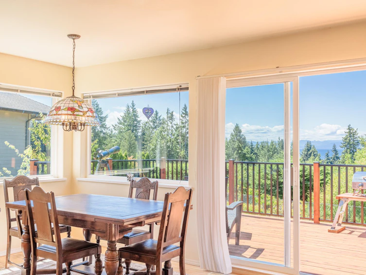 4733 Tamarack Place, Sechelt, BC, V7Z 0E8 - 5