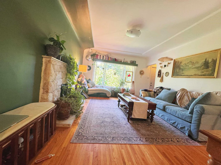 5569 Culloden Street, Vancouver, BC, V5W 3R9 - 5
