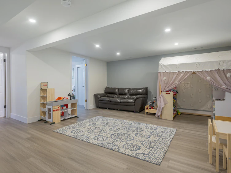 9385 Coote Street, Chilliwack, BC, V2P 6B6 - 21