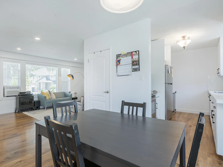 9385 Coote Street, Chilliwack, BC, V2P 6B6 - 12