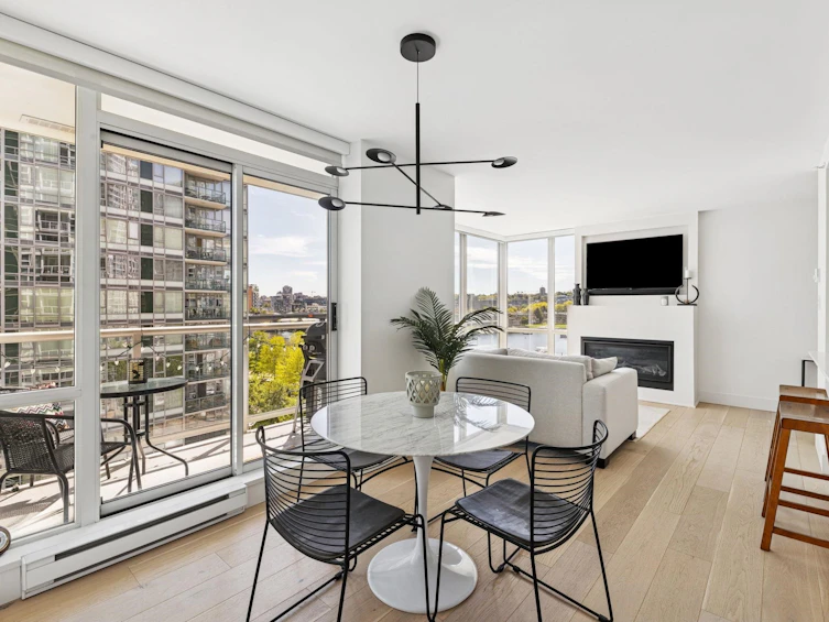 801-1077 Marinaside Crescent, Vancouver, BC, V6Z 2Z5 - 9