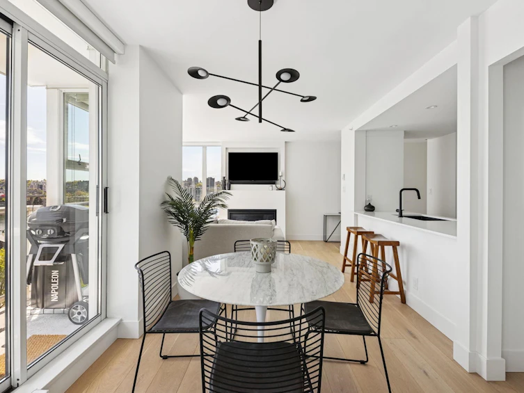801-1077 Marinaside Crescent, Vancouver, BC, V6Z 2Z5 - 10