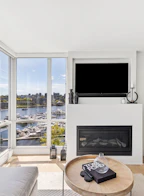 801 1077 Marinaside Crescent