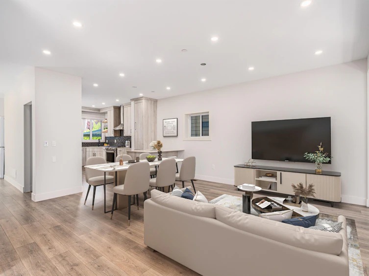 3011 W 7th Avenue, Vancouver, BC, V6K 1Z7 - 2