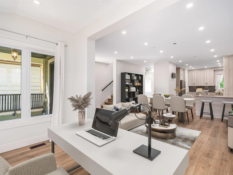 3011 W 7th Avenue, Vancouver, BC, V6K 1Z7 - 3