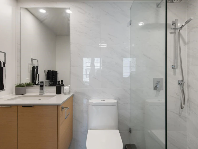 301-1350 Comox Street, Vancouver, BC, V6E 4E1 - 20