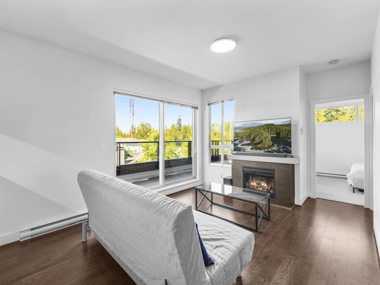 401-7428 Byrnepark Walk, Burnaby, BC, V3N 0B4 - 12