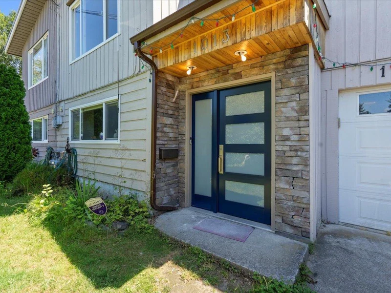 1013 Irvine Street, Coquitlam BC V3C 3W1