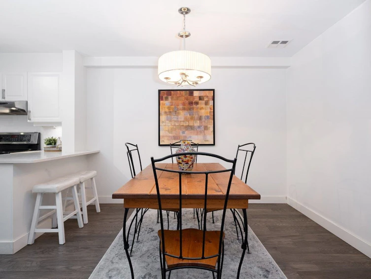 204-3600 Windcrest Drive, North Vancouver, BC, V7G 2S5 - 14
