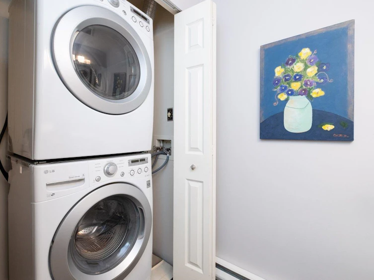 204-3600 Windcrest Drive, North Vancouver, BC, V7G 2S5 - 21