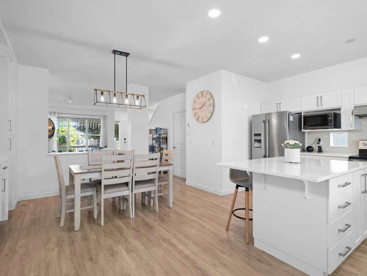 6721 184a Street, Surrey, BC, V3S 9A8 - 8