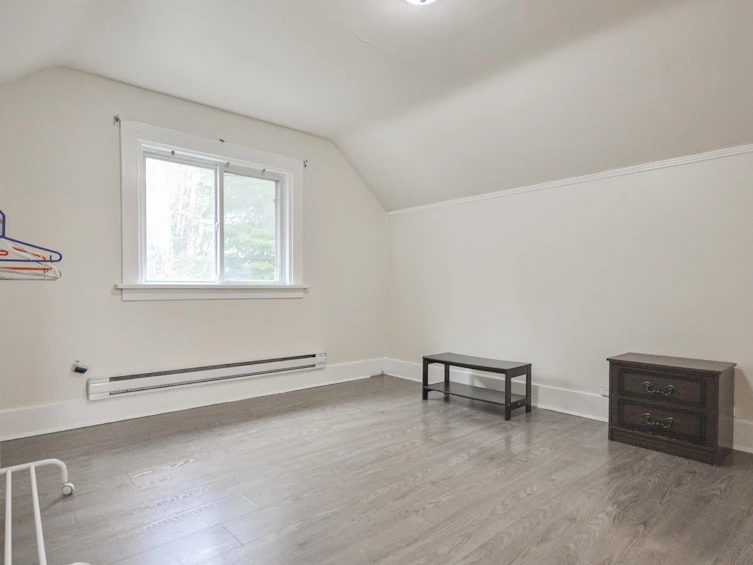 1342 E 24th Avenue, Vancouver, BC, V5V 2B7 - 21
