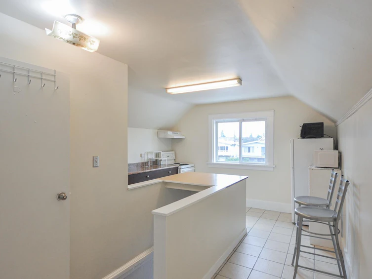 1342 E 24th Avenue, Vancouver, BC, V5V 2B7 - 25