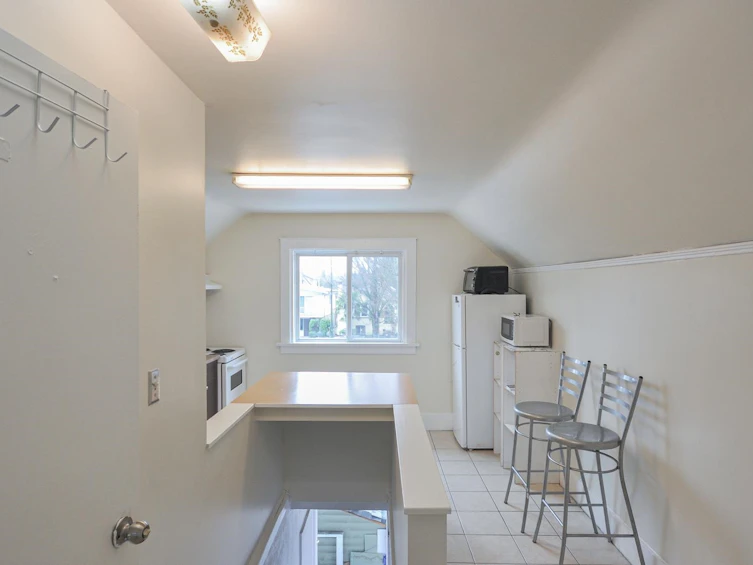 1342 E 24th Avenue, Vancouver, BC, V5V 2B7 - 24