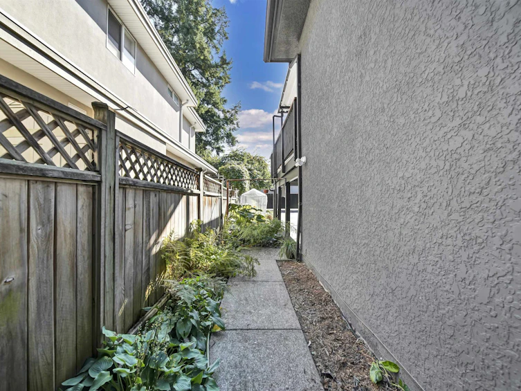 808 Runnymede Avenue, Coquitlam, BC, V3J 2V2 - 34