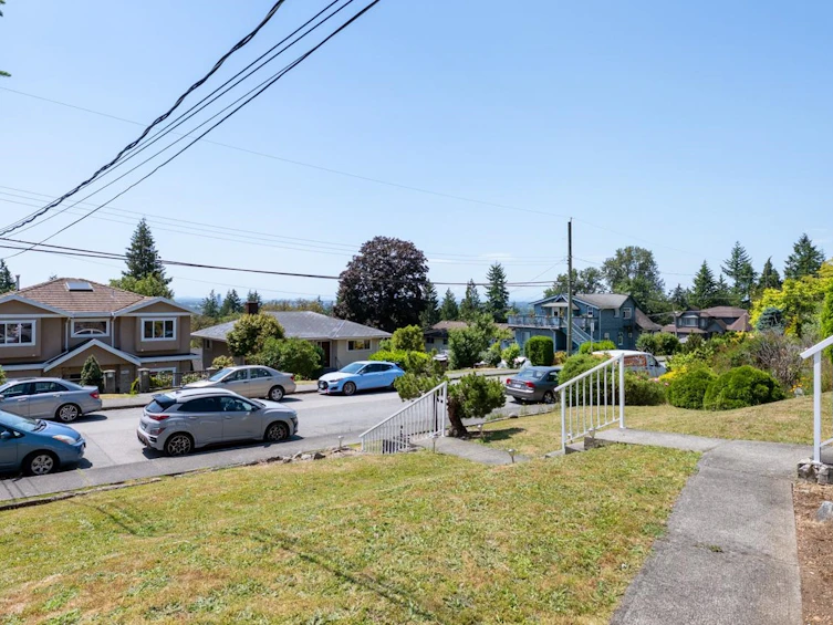 5957 Carson Street, Burnaby, BC, V5J 2Z8 - 3