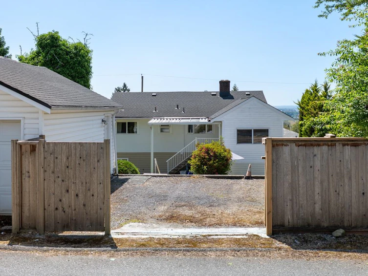 5957 Carson Street, Burnaby, BC, V5J 2Z8 - 24