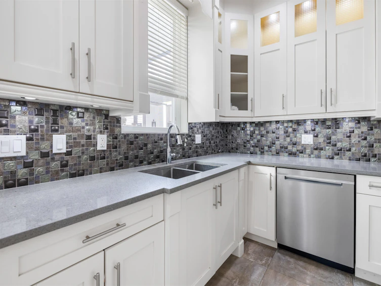 14138 60a Avenue, Surrey, BC, V3X 0G1 - 15