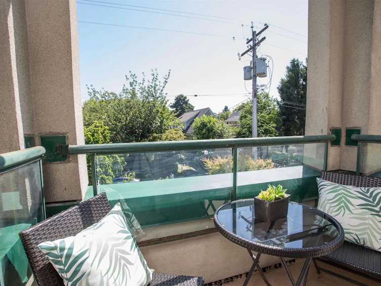 301-2091 Vine Street, Vancouver, BC, V6K 4P7 - 14