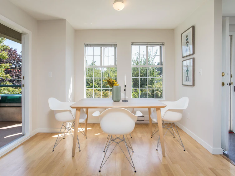 301-2091 Vine Street, Vancouver, BC, V6K 4P7 - 5