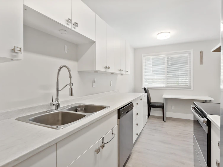 107-12096 222 Street, Maple Ridge, BC, V2X 5W1