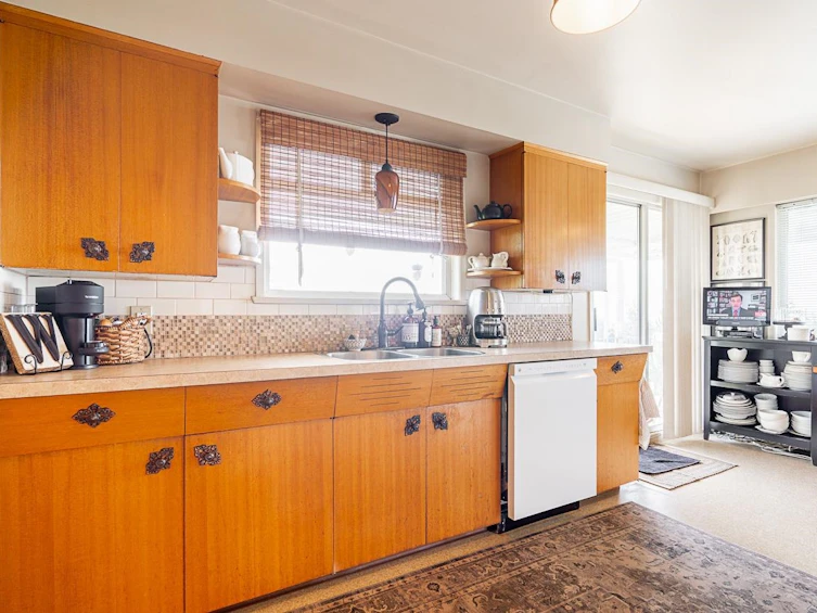 14253 Magdalen Avenue, Surrey, BC, V4B 2W8 - 11