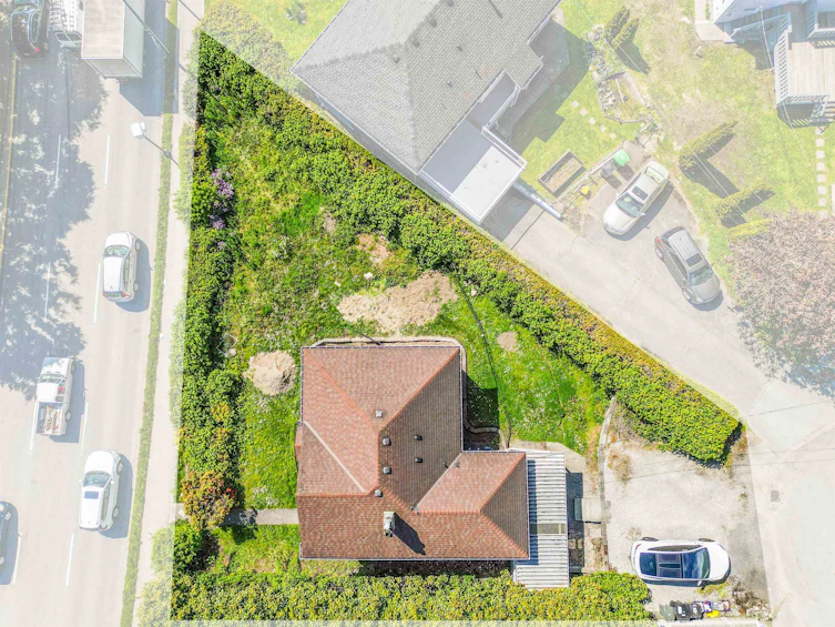 1715 SE Marine Drive, Vancouver, BC, V5P 2R7 - 5