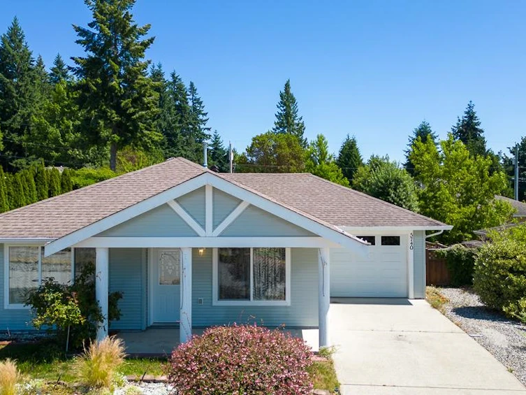 5740 Emily Way, Sechelt, BC, V7Z 0N5 - 3