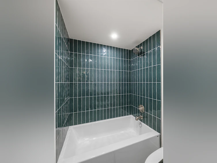 403-2150 Bellevue Avenue, West Vancouver, BC, V7V 1C3 - 18