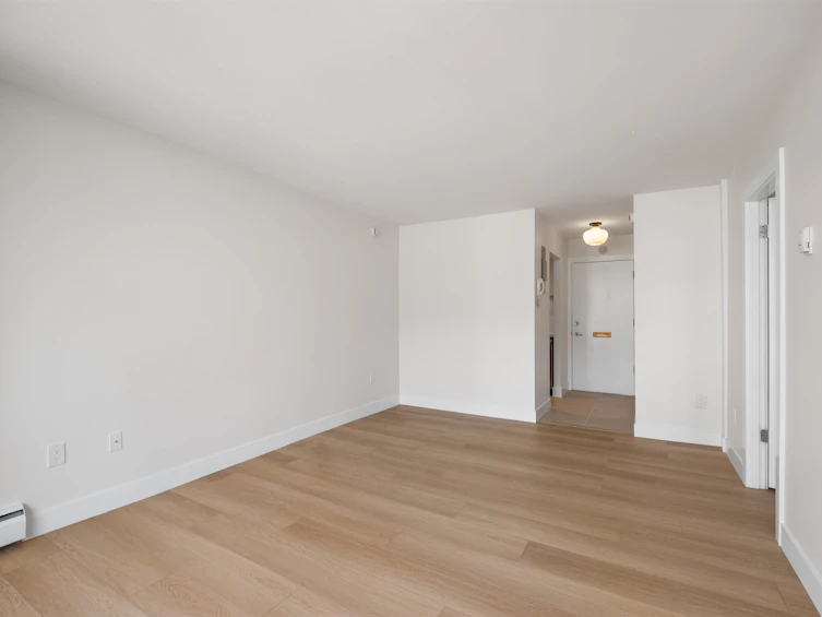 403-2150 Bellevue Avenue, West Vancouver, BC, V7V 1C3 - 9